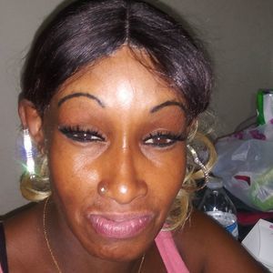 Meet your Posher, Denise